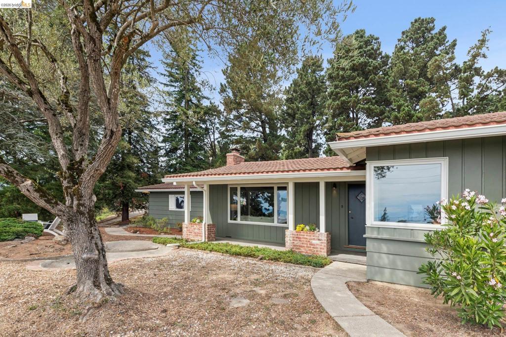 13474 Skyline Blvd Property Photo 3