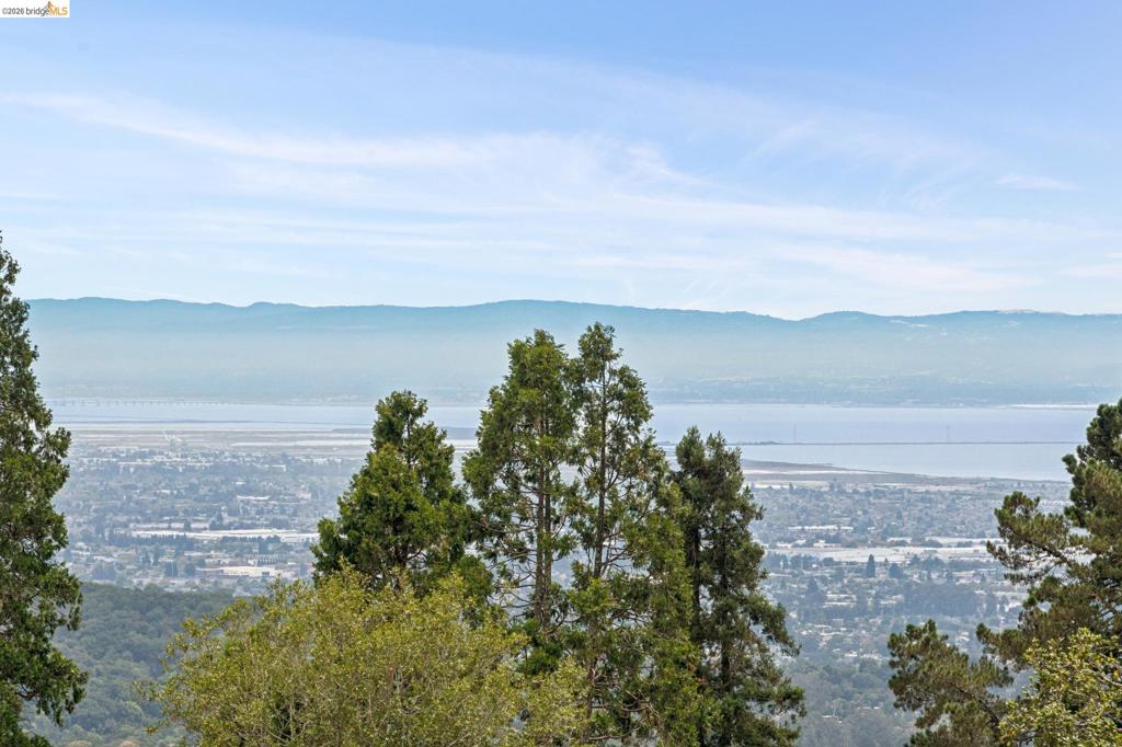 13474 Skyline Blvd Property Photo 17