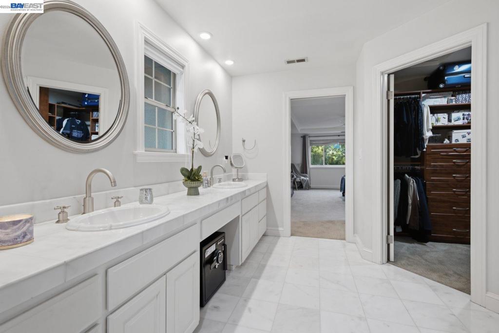 934 Wilmington Way Property Photo 30
