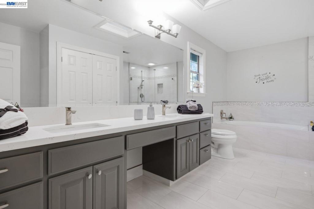 934 Wilmington Way Property Photo 37
