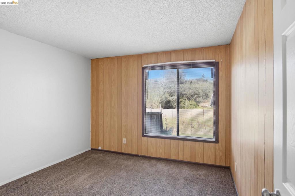 912 Feather Drive Property Photo 11
