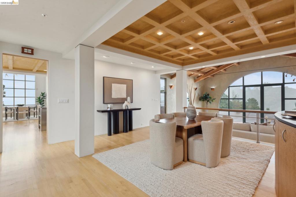 5 Woodside Way Property Photo 6