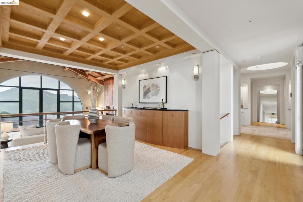 5 Woodside Way Property Photo 7