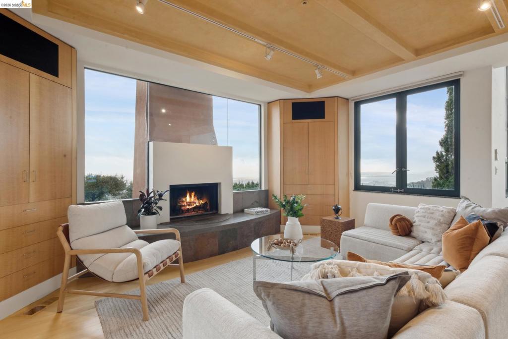 5 Woodside Way Property Photo 20