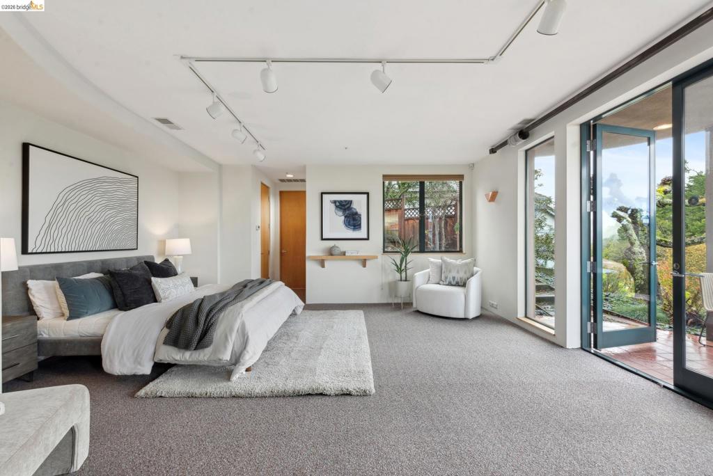 5 Woodside Way Property Photo 46