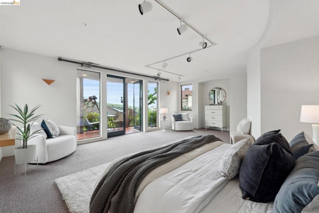 5 Woodside Way Property Photo 48