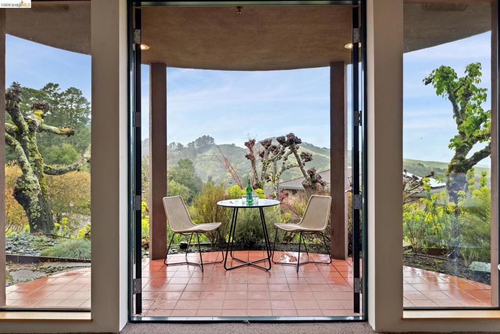 5 Woodside Way Property Photo 49