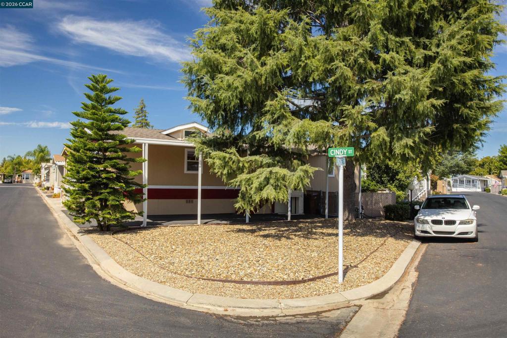 3660 Walnut Blvd Property Photo 24