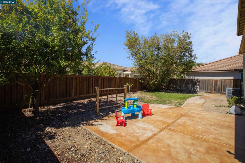 2421 Talaria Dr Property Photo 30