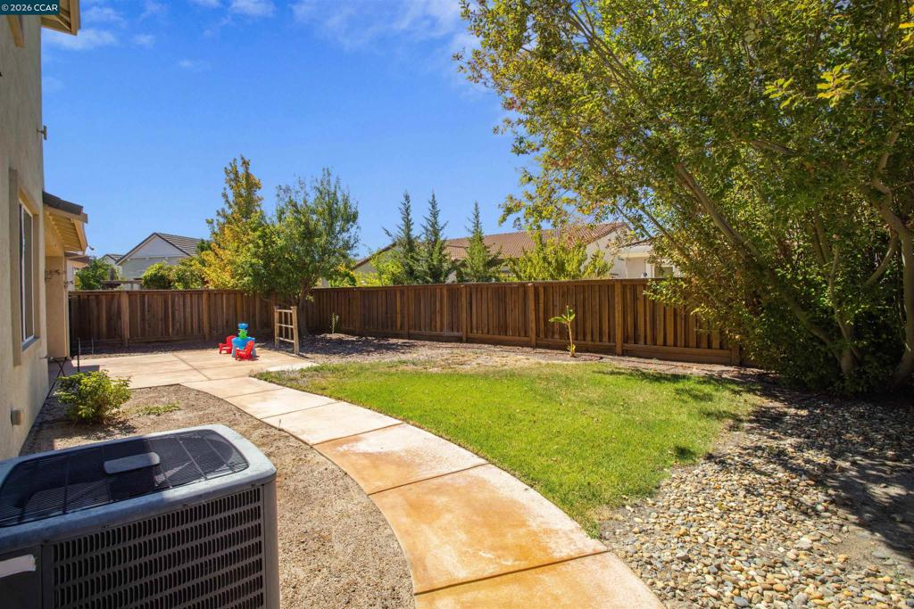 2421 Talaria Dr Property Photo 31