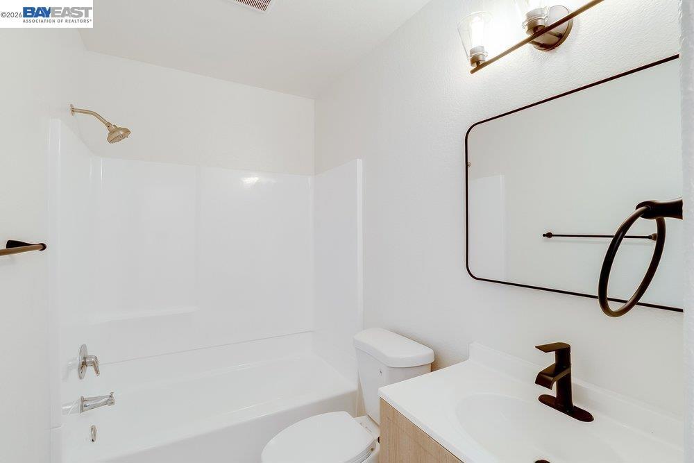 178 Richard Pl Property Photo 26