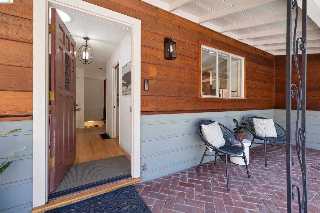 3353 Burdeck Dr Property Photo 14