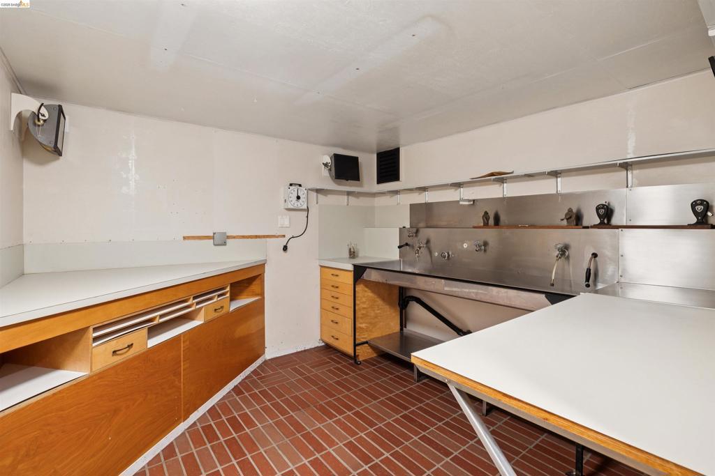 3353 Burdeck Dr Property Photo 83