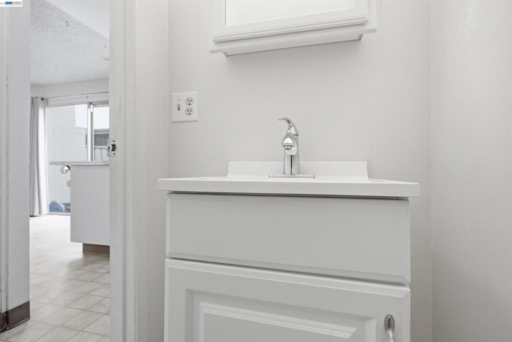 34644 Greenstone Cmn Property Photo 7