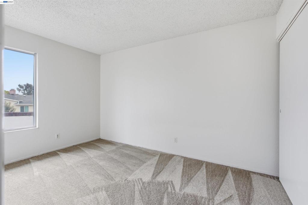 34644 Greenstone Cmn Property Photo 19