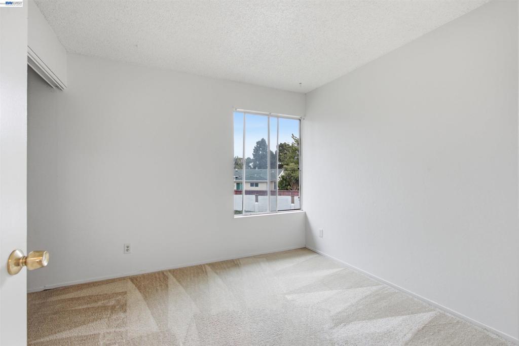 34644 Greenstone Cmn Property Photo 21
