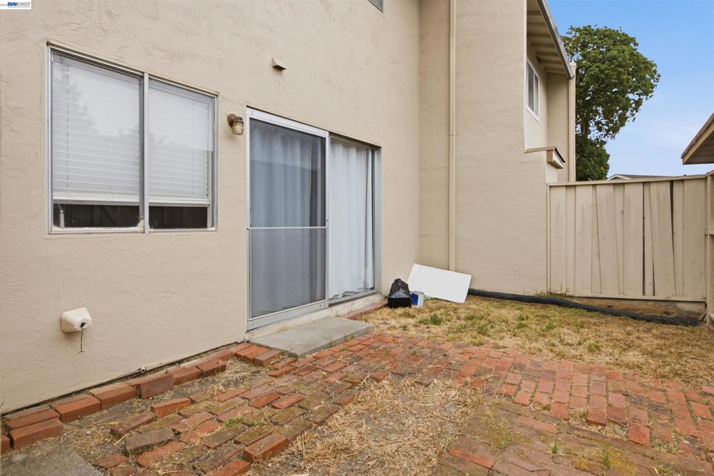 34644 Greenstone Cmn Property Photo 25
