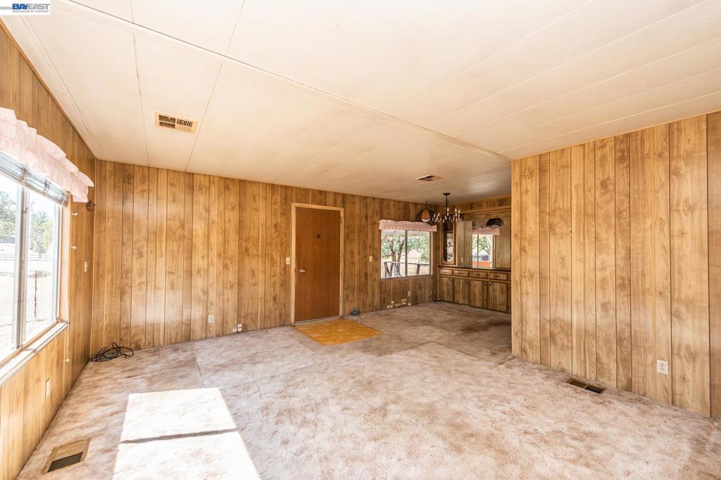 61 Blanchard Flat Property Photo 8