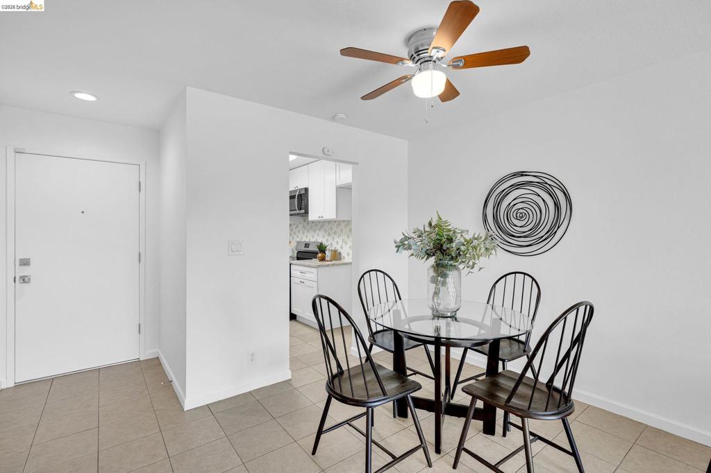 1300 Trembath Ln Property Photo 16