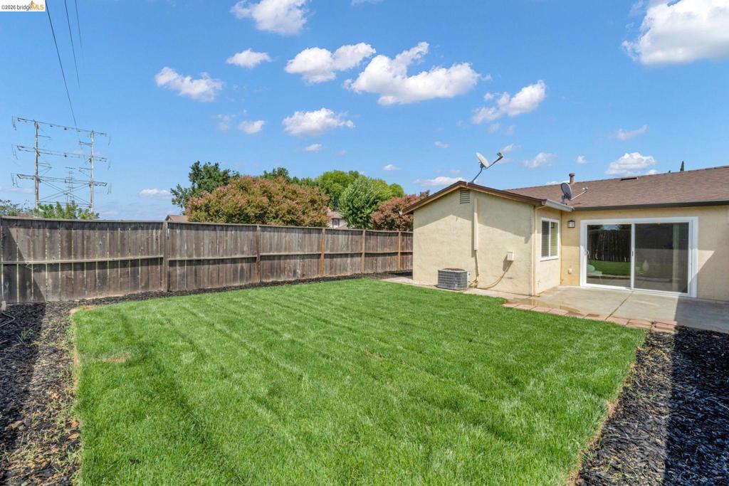 1300 Trembath Ln Property Photo 23