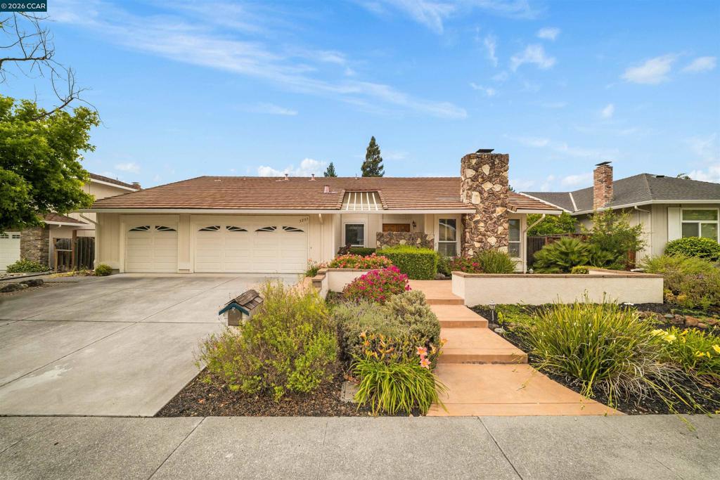 3237 Vera Cruz Dr Property Photo 43