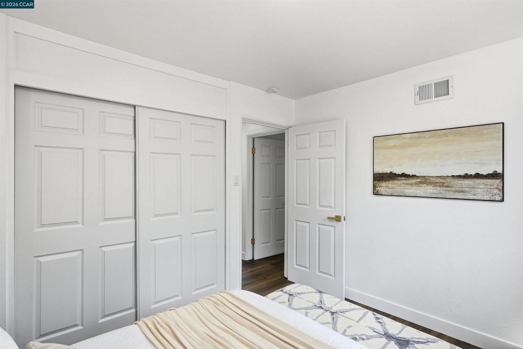 24644 Woodacre Ave Property Photo 19