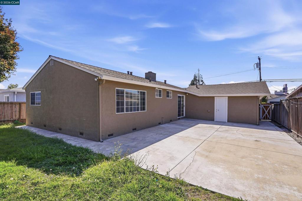 24644 Woodacre Ave Property Photo 26