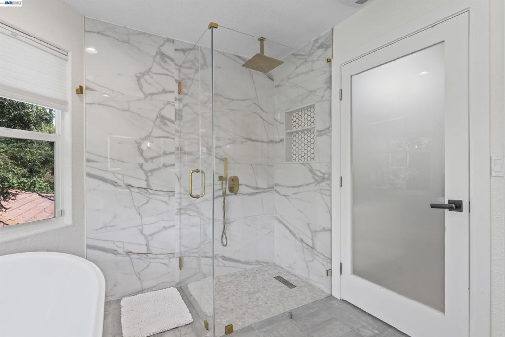 1339 Pegan Cmn Property Photo 28