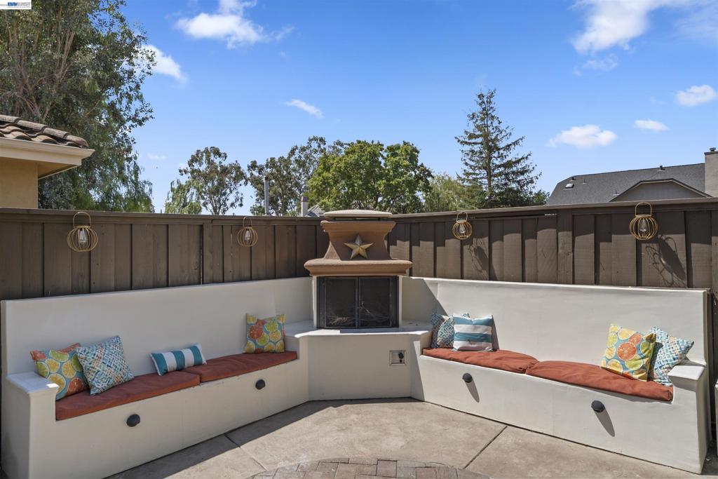 1339 Pegan Cmn Property Photo 30