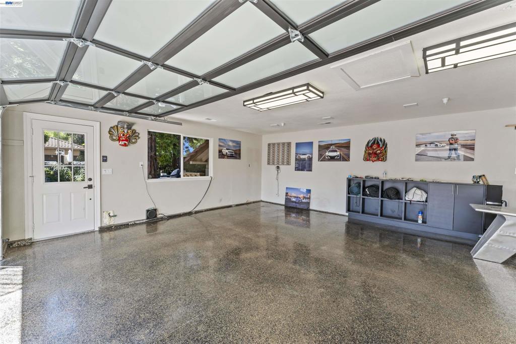 1339 Pegan Cmn Property Photo 39