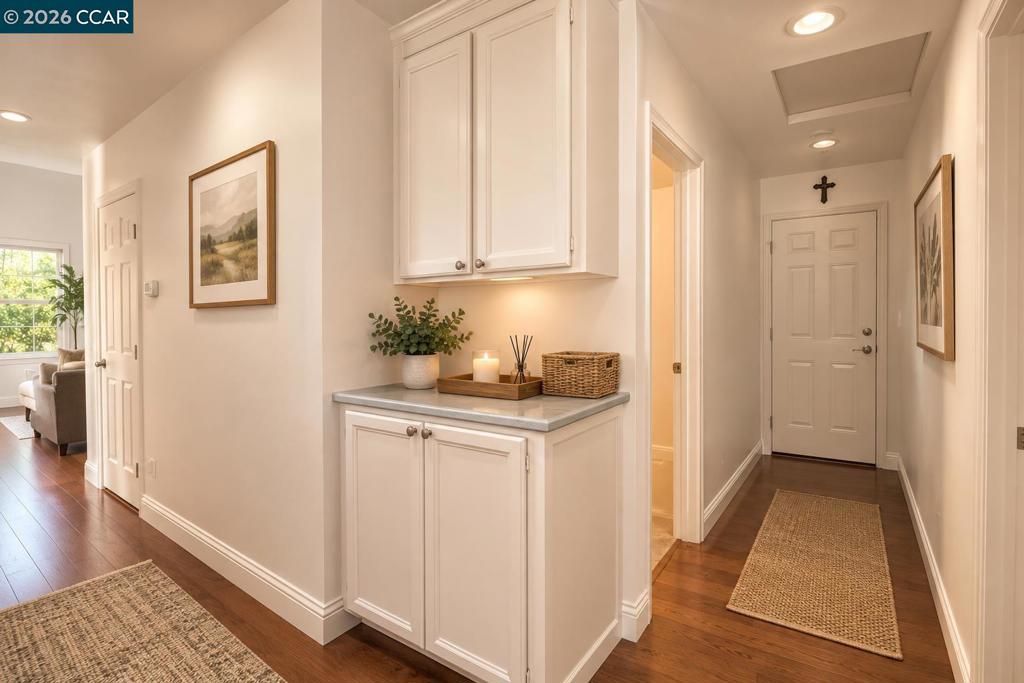 3903 Silver Oaks Way Property Photo 4