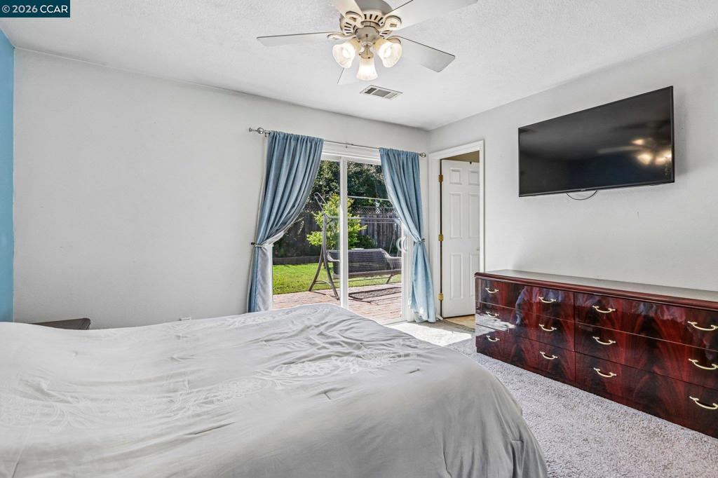 3903 Silver Oaks Way Property Photo 11