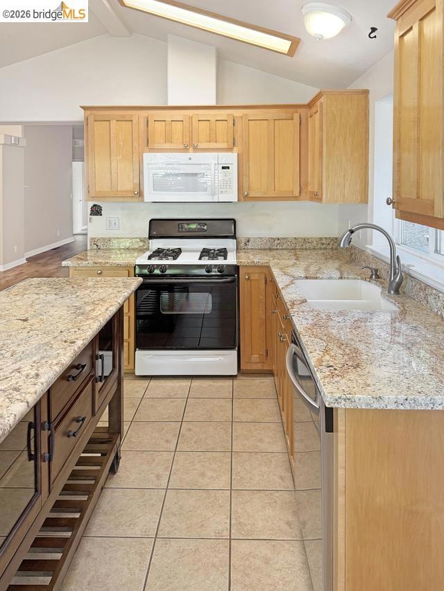 23732 Parrotts Ferry Road Property Photo 9