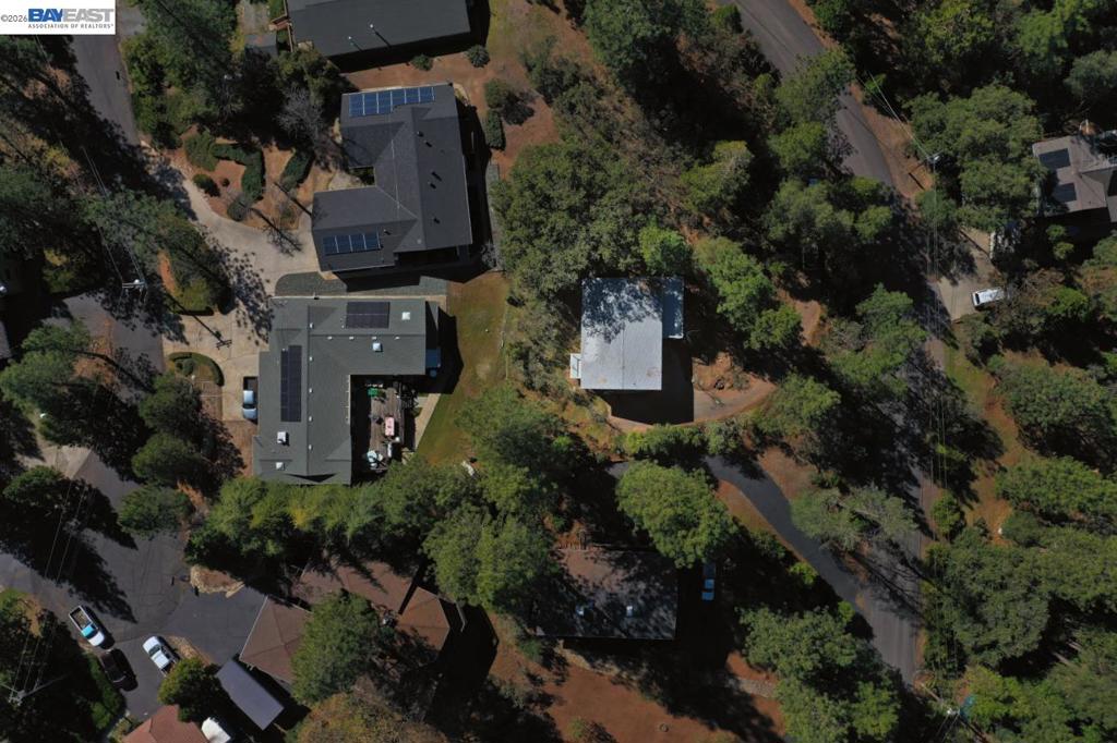 12017 Hillhurst Cir Property Photo 27