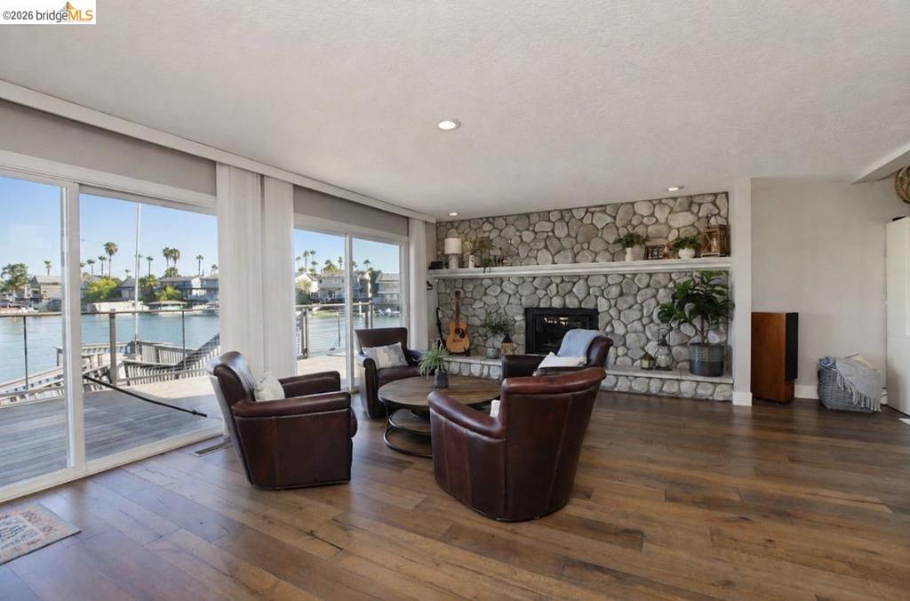 4818 Cabrillo Pt Property Photo 12
