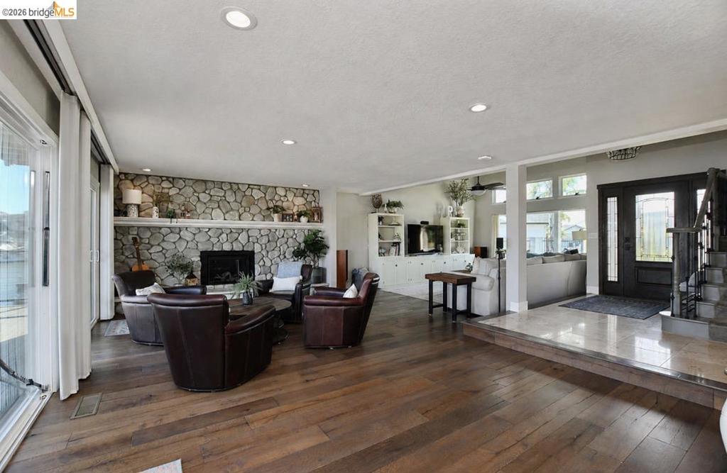 4818 Cabrillo Pt Property Photo 13