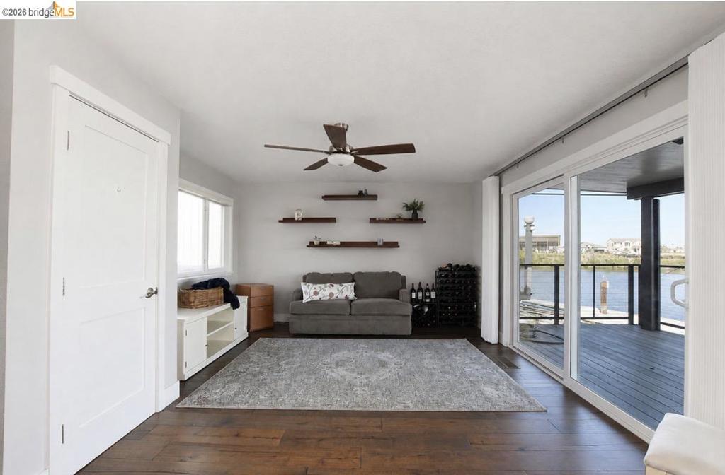 4818 Cabrillo Pt Property Photo 21