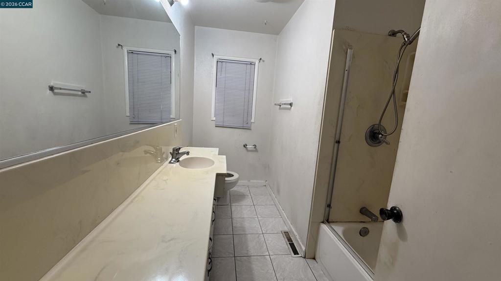 176 Sequoia Dr Property Photo 3