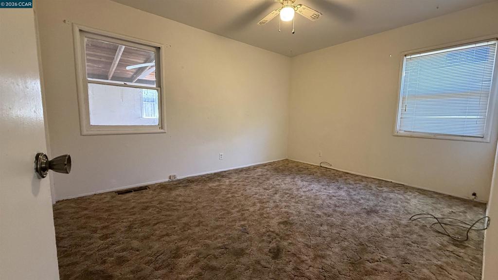 176 Sequoia Dr Property Photo 4