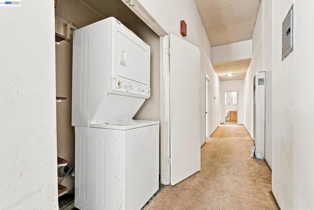 1631 Linden St Property Photo 20