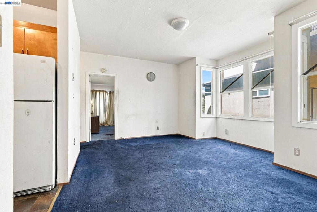1631 Linden St Property Photo 21