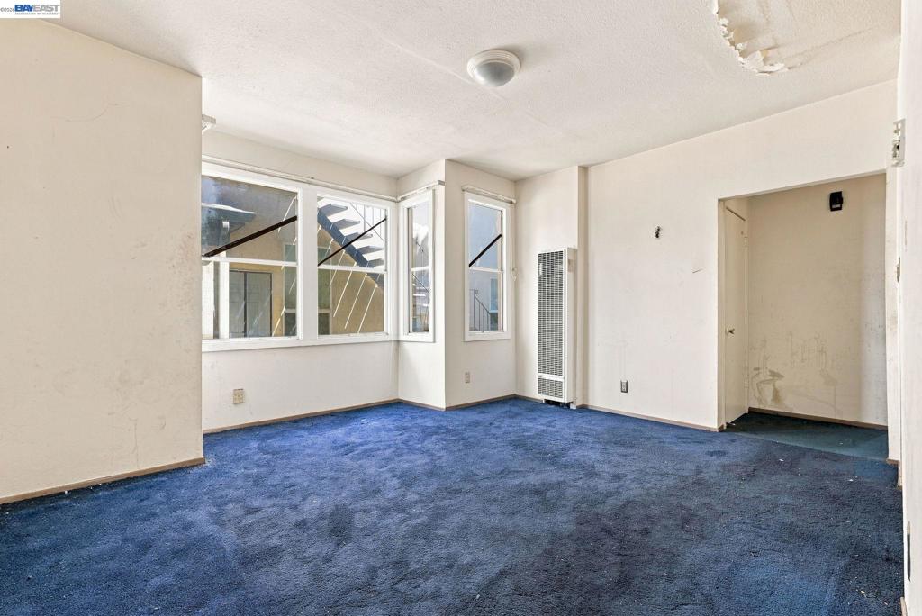 1631 Linden St Property Photo 22