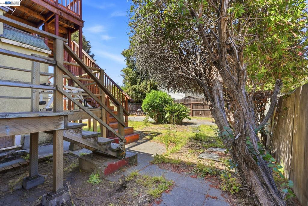 1631 Linden St Property Photo 33