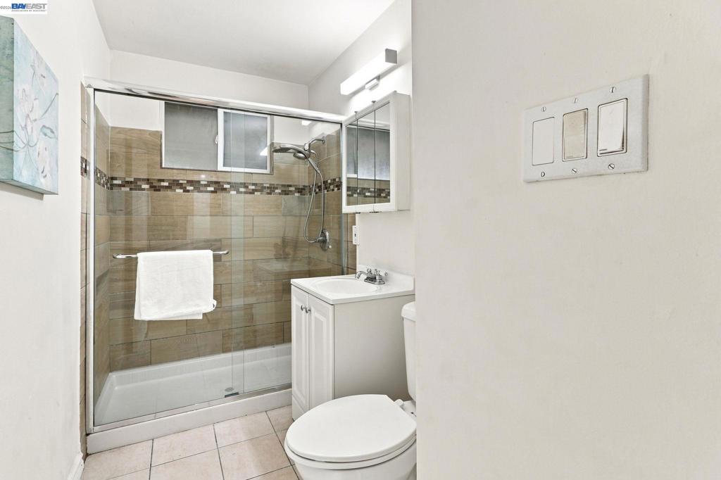 824 Moraga Dr Property Photo 21