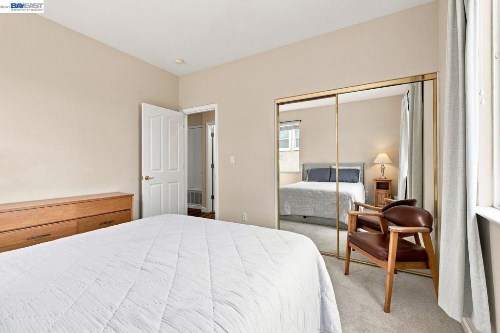 5444 Southwood Way Property Photo 38