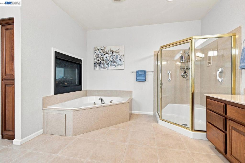 5444 Southwood Way Property Photo 46