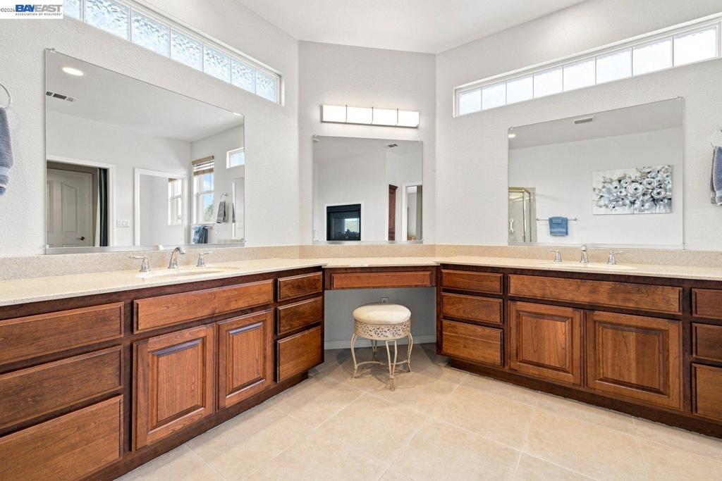 5444 Southwood Way Property Photo 47