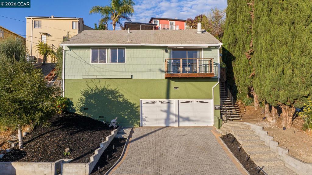 17112 Los Banos St Property Photo 1
