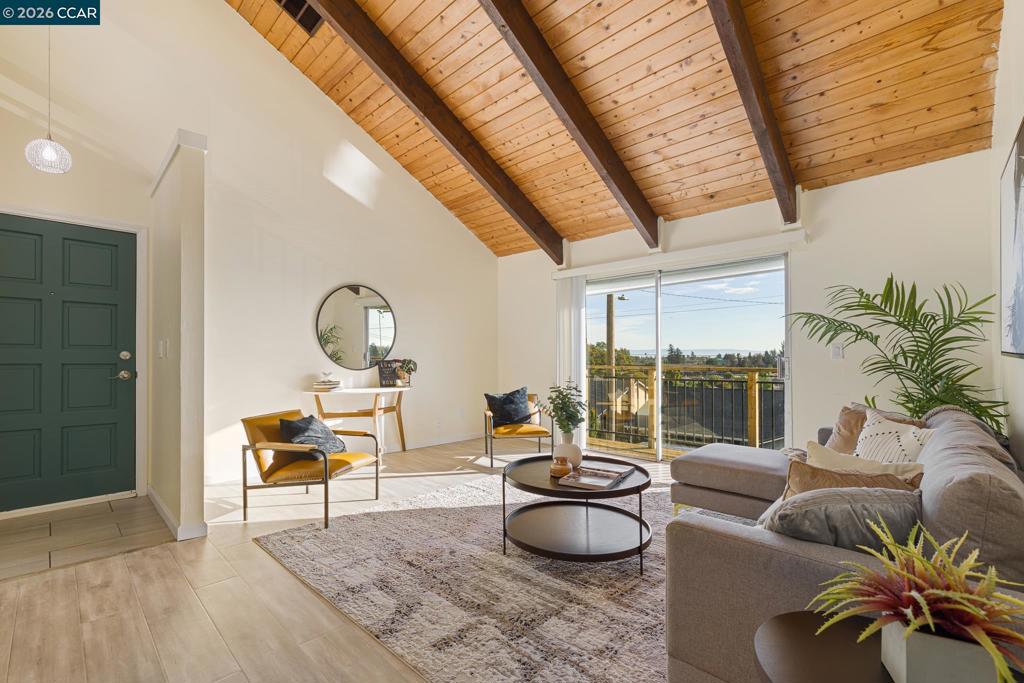 17112 Los Banos St Property Photo 5