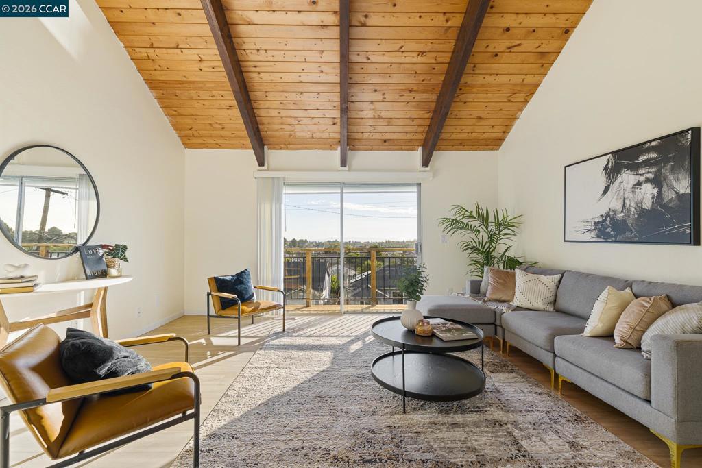 17112 Los Banos St Property Photo 6